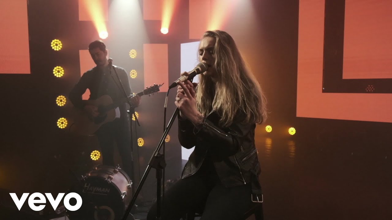 Tasché - Lisa Se Klavier (SOLID Studios Session 2020)