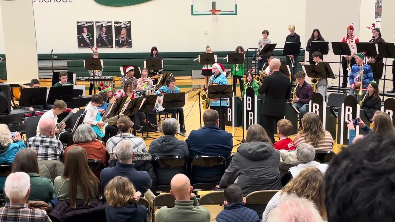Jazz Orchestra (Dane & Maya) - Ho Ho Ho (Who Wouldn't Go) (12/2025)