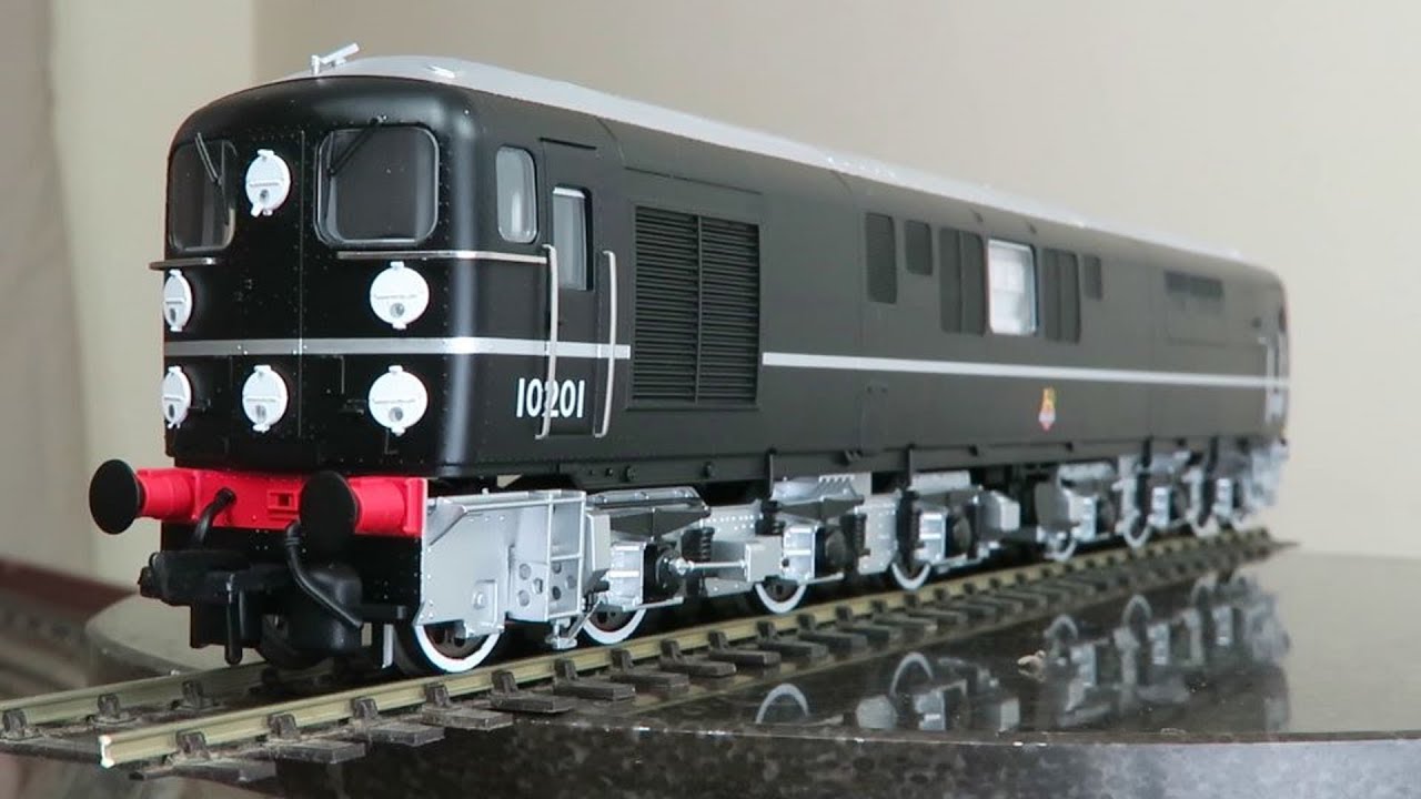 Bulleid Class D16_ 2  1co co1 diesel locomotive by Kernow model rail centre