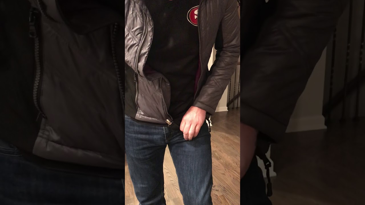 One handed zipping with mitten clip