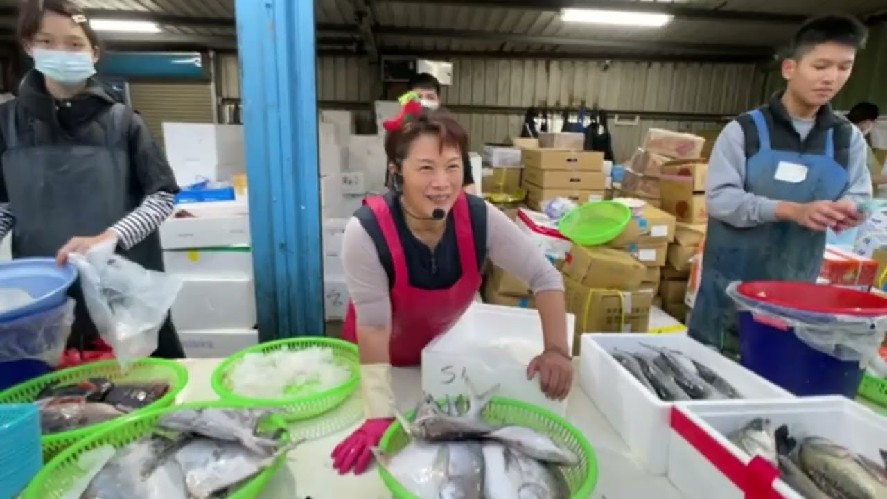 {大紅條}識貨的台北客人4點就到現場等了 溪湖小辣椒🌶️海鮮叫賣🦞彰化縣溪湖鎮忠溪路386號往前100公尺