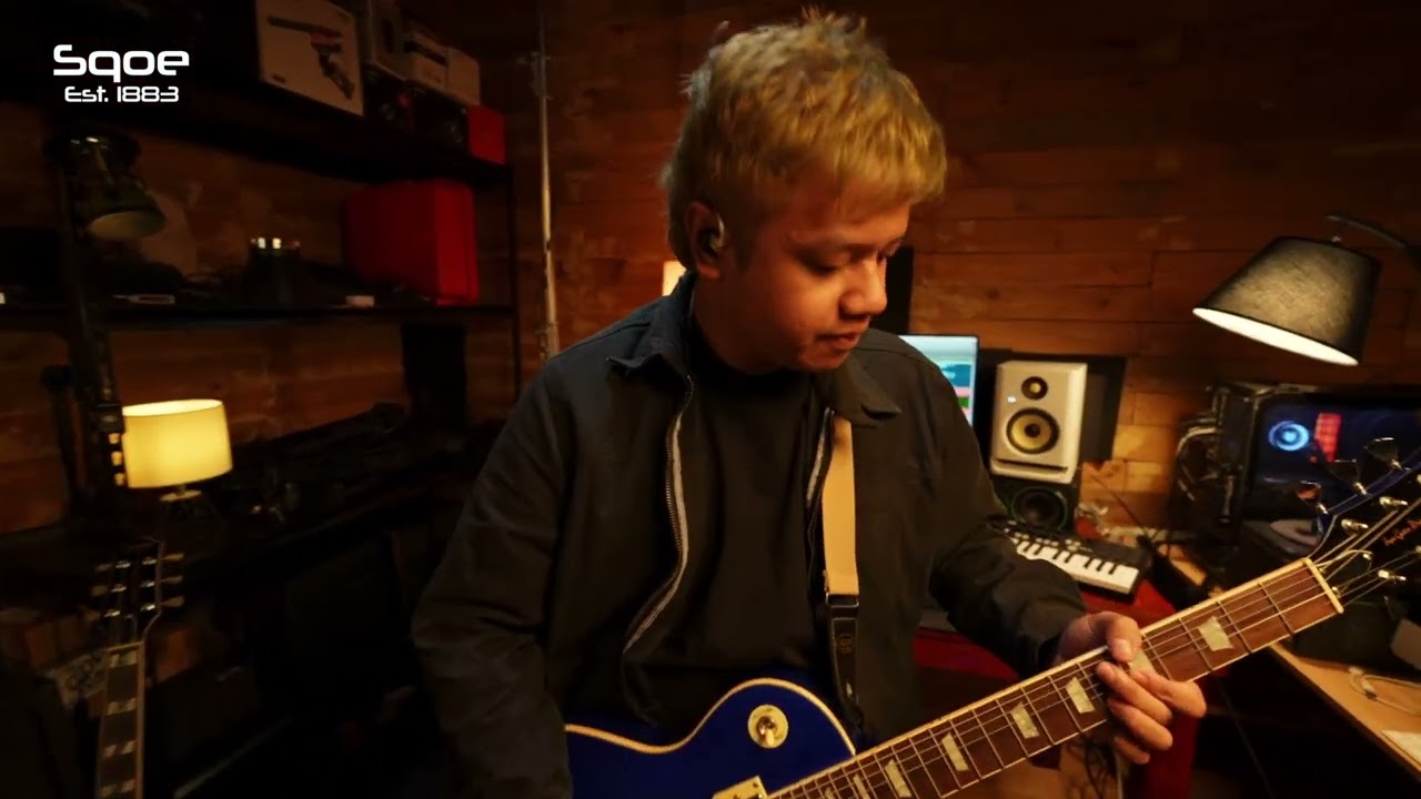 SQOE LP100 (Lespaul Style) Electric Guitar (Blue)