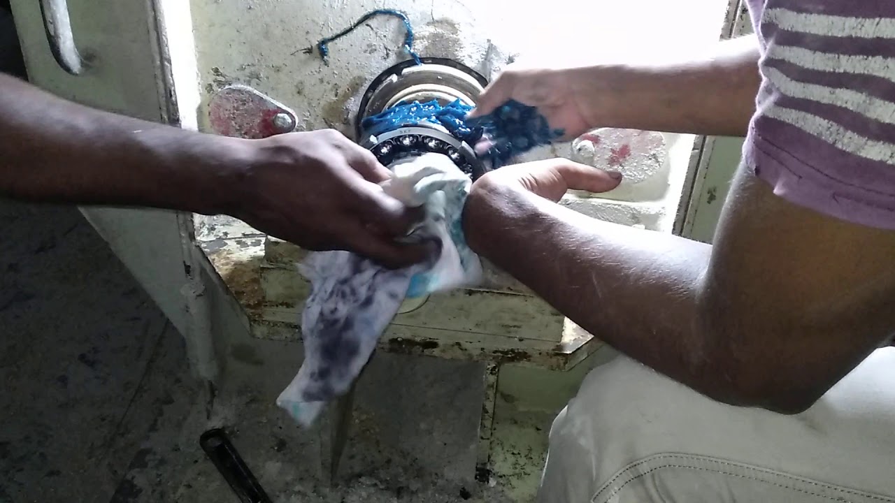 Feed Mill: Hi speed Hammer mill rotor bearing change.