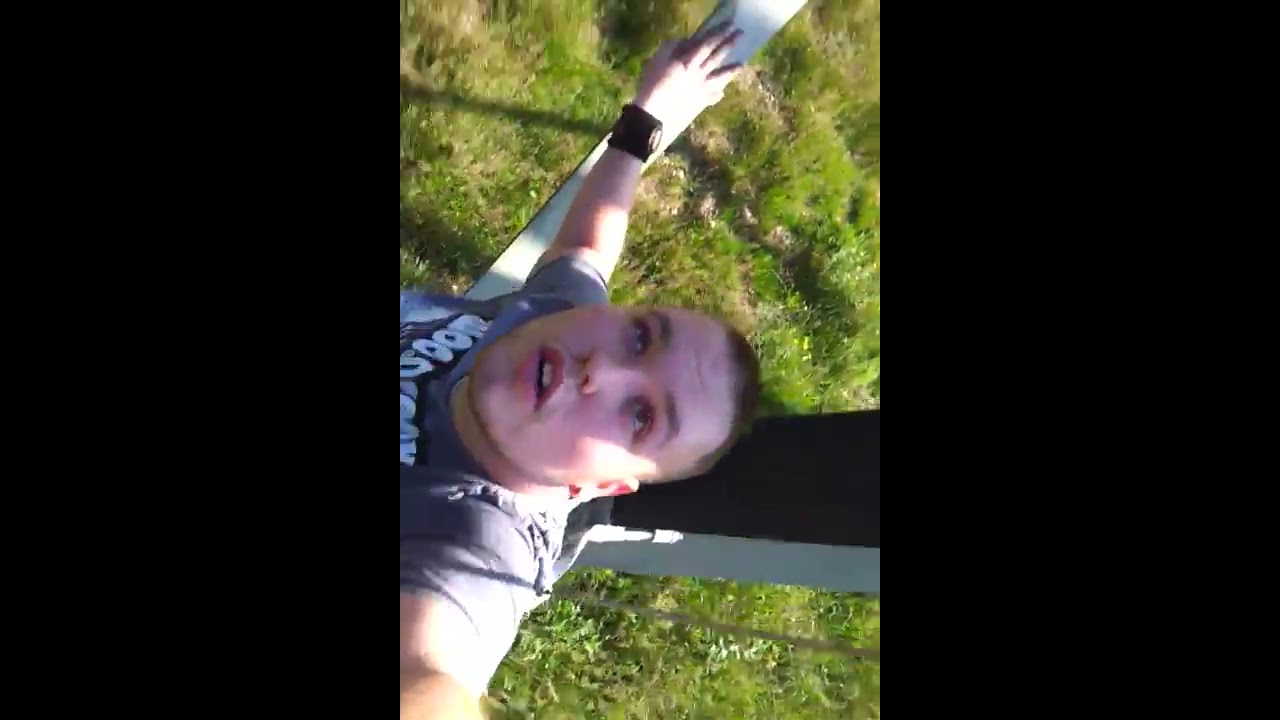 Hoogspanningsmast knuffelen en aanraken