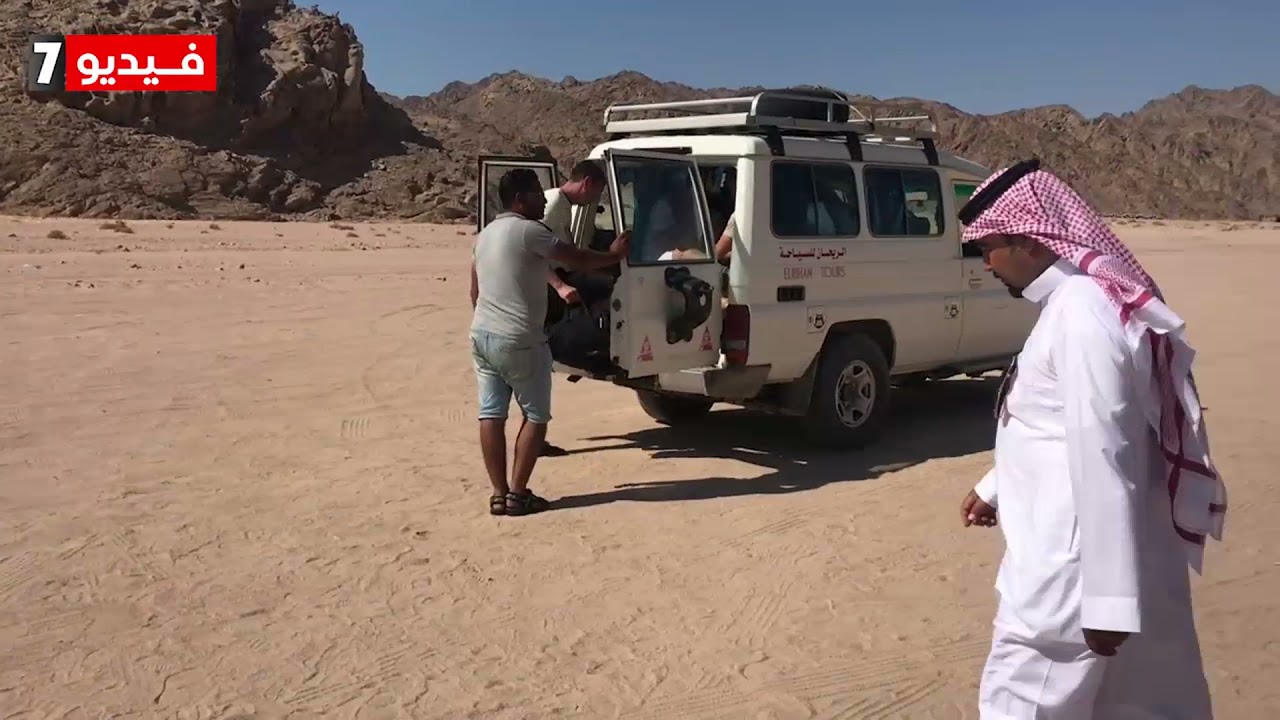 سائحون من كل الدنيا يستمتعون بمعالم محمية نبق الساحرة بجنوب سيناء