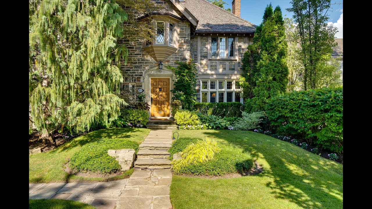 415 Glenayr Road, Toronto, Ontario