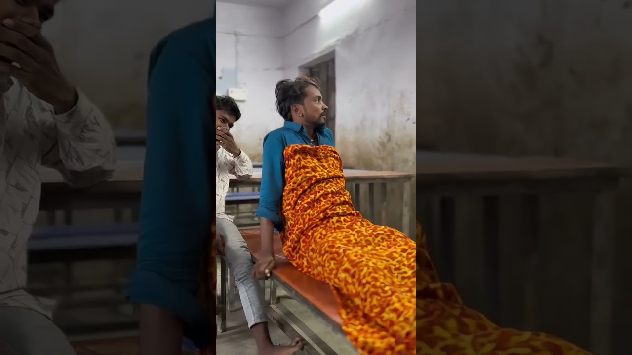 aasi kon sota hai.