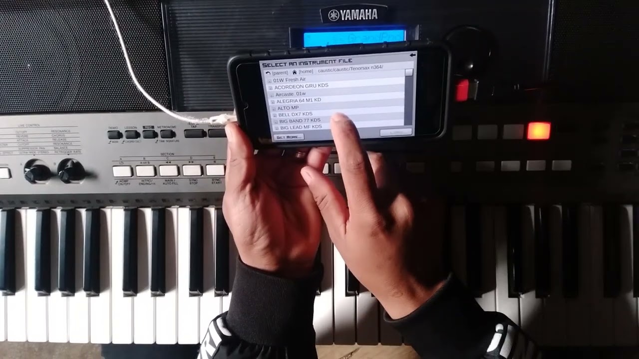 Como conectar tu celular en tu teclado desde la aplicacion caustic 3         WhatsApp +52 9673209353