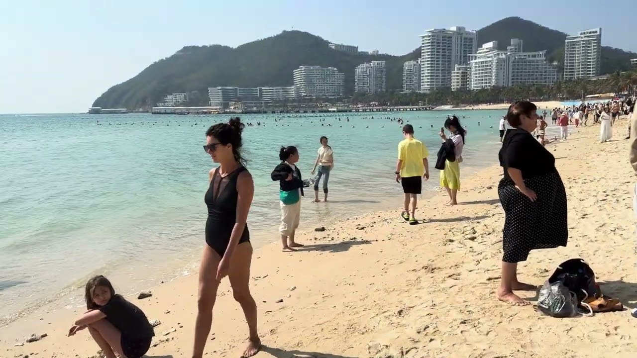 [4K] Dadonghai Beach, Sanya Walking Tour - Hainan, China (Jan 6, 2026) | Shot on IPhone 17 pro