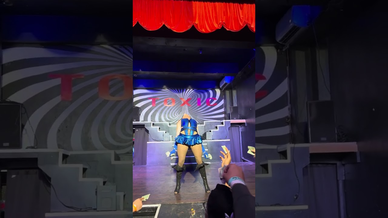 Clara San Miguel- (Nasty-Tinashe, Dashstar-Knock2, Personalidad y Control- Gÿe) Drag Queen