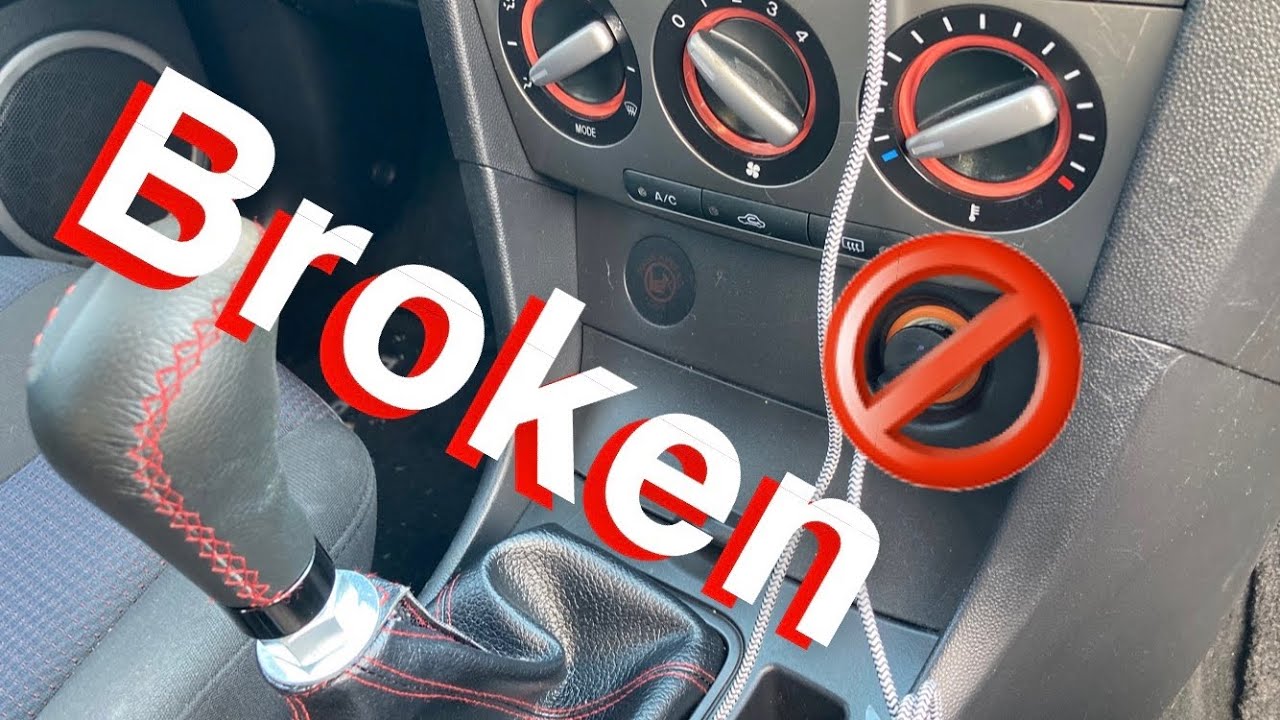 How to fix a broken cigarette lighter-fuse replacement-08 Mazda3