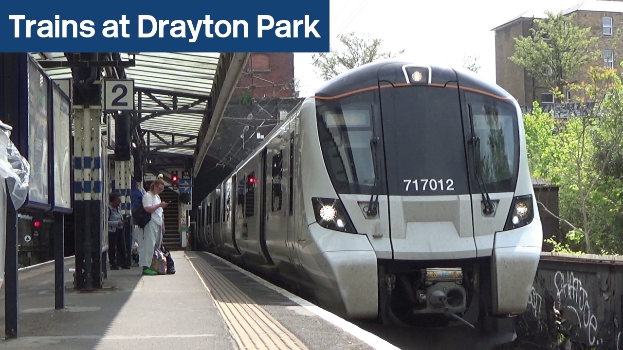 Great Northern Trains At Drayton Park