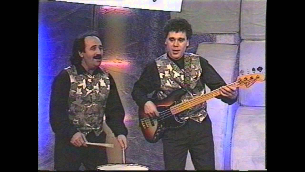 MAKEDONSKI MERAK - Para berit kiselec