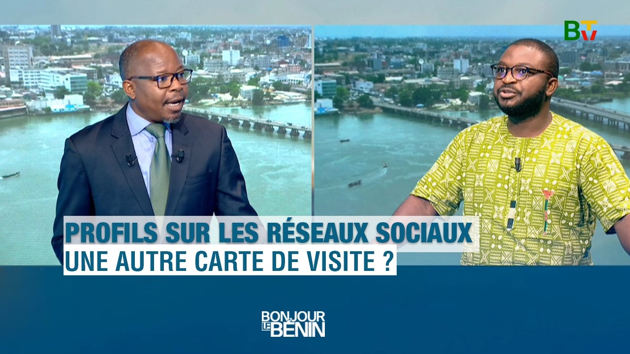 [Education aux médias] Profils sur les réseaux sociaux : une autre carte de visite ?