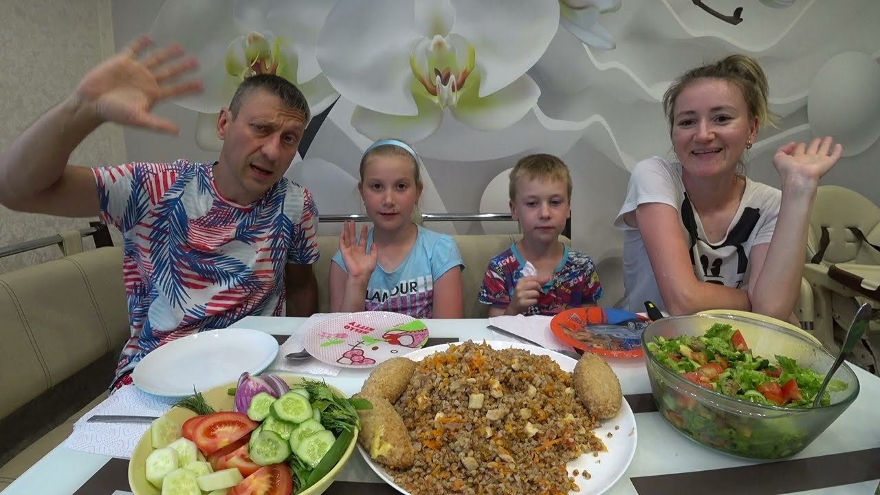 МУКБАНГ КОТЛЕТЫ С ГРЕЧКОЙ | MUKBANG CUTLETS WITH BUCKWHEAT #mukbang #мукбанг