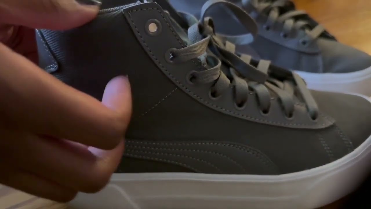 ASMR: Scratching and tapping on sneakers (no talking)