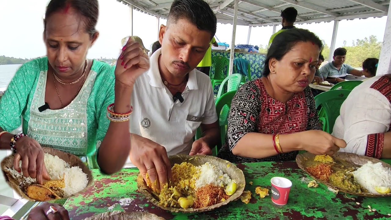 ইলিশ উৎসবের প্রথমদিনে সবার সাথে বসে জমজমাটি খাওয়া দাওয়া হলো | বেগুন ইলিশ | সরসে ইলিশ