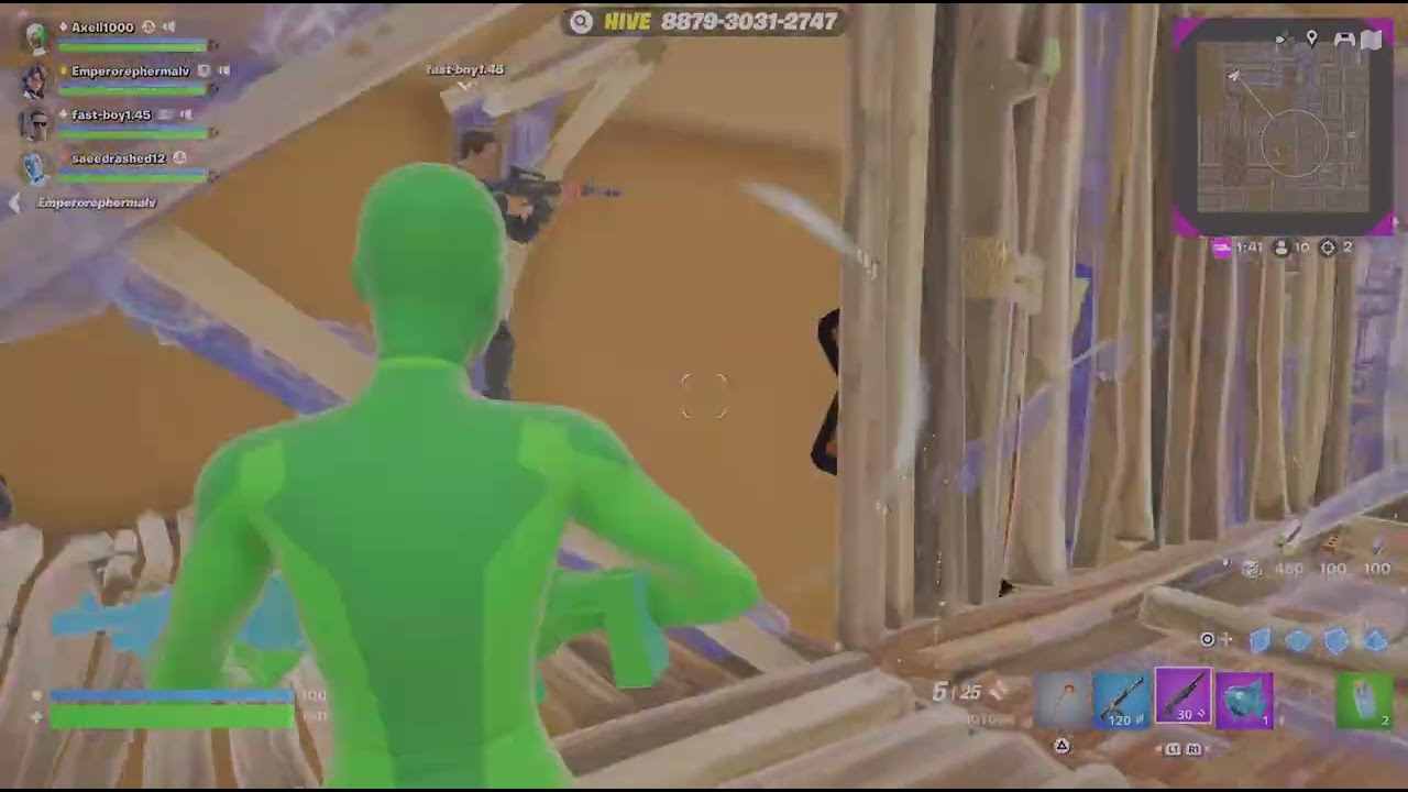 Squad box fights with more freinds