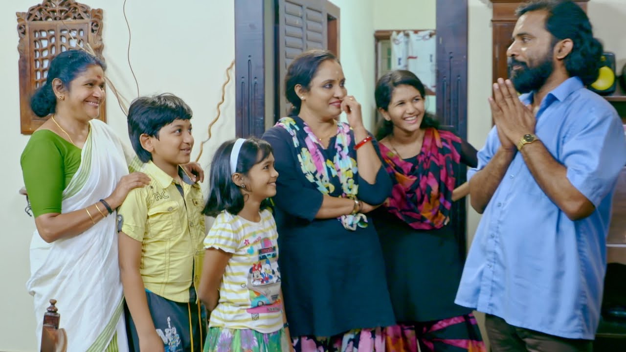Uppum Mulakum│ ഓട്ടോ ചന്ദ്രനെ കൊണ്ട് വീട്ടുജോലി ചെയ്യിപ്പിക്കുന്നു | Flowers│EP# 468