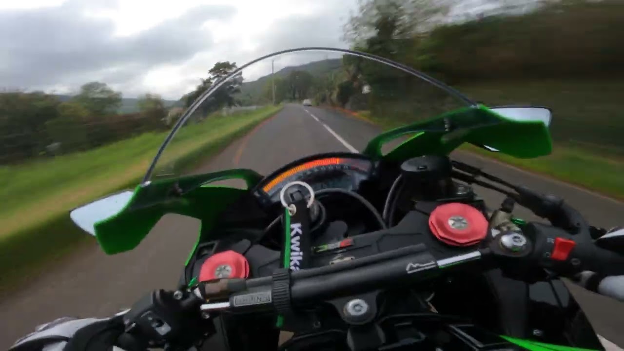 Kawasaki ZX10R ninja power. Austin racing exhaust 