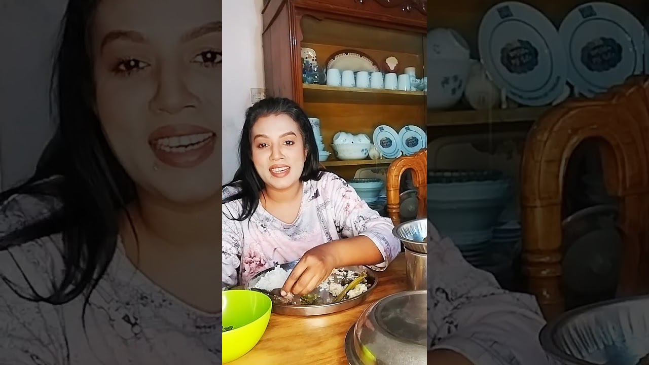 পাহাড়ি সিদ্ধ সবজির সাথে, গরম গরম ধোয়া উঠা ভাত খাইলাম দুপুরে 