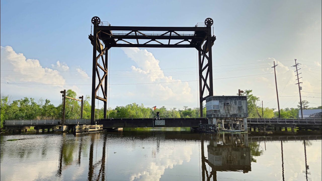 GEAUX BOLD IN LOUISIANA'S CAJUN BAYOU