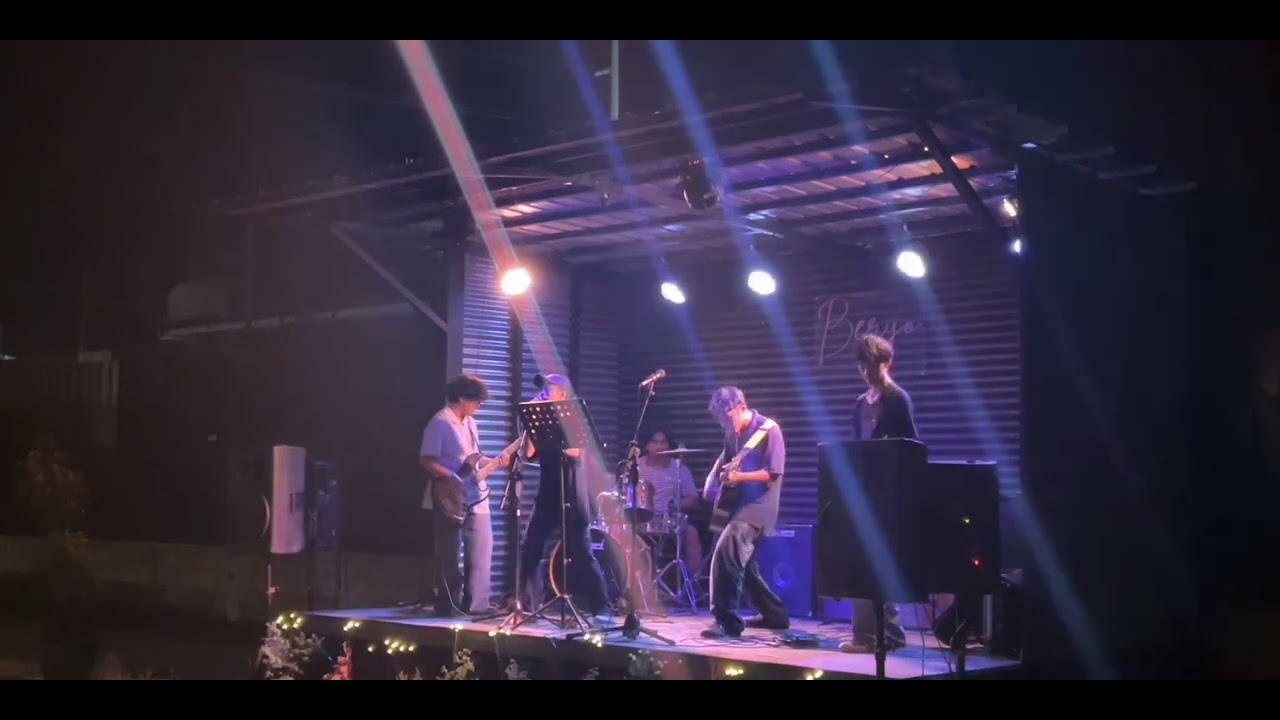 Wonderwall - Oasis | Cover by Churl (Live at the Bonfire Festival Vol. 1)