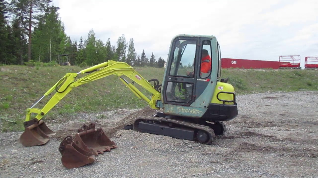 yanmar B25v