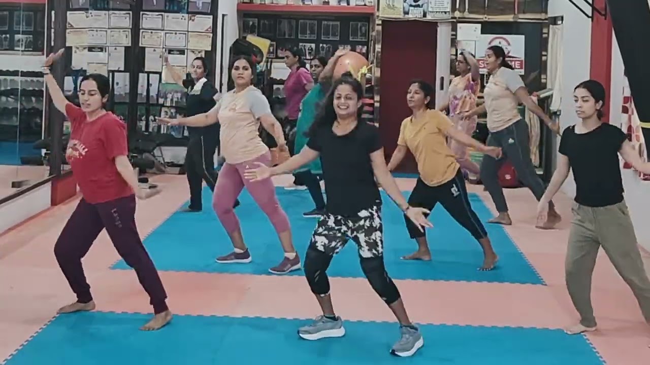 |Choreo with jash| Dhoom Machale Song | Dhoom , Esha Deol , John Abraham, Abishek, Uday |
