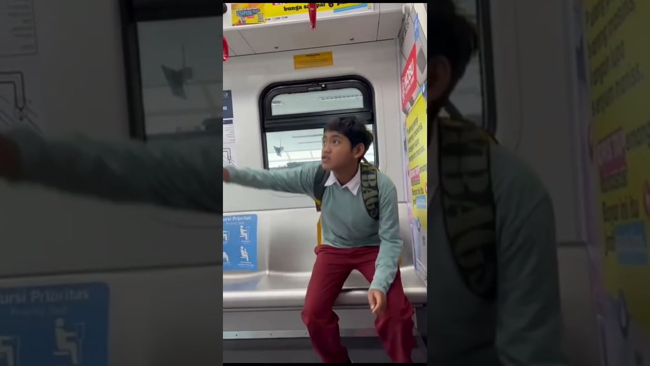 Bikin uprak   tentang  mrt dan lrt