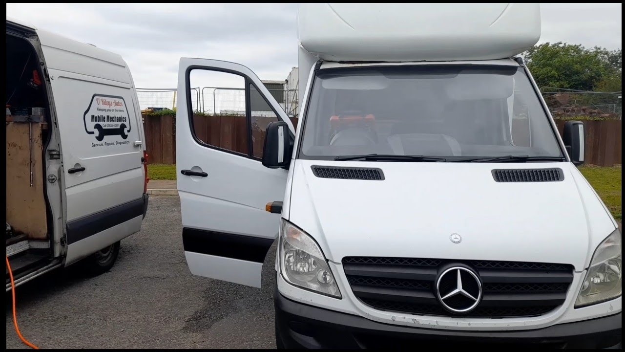 Mercedes Sprinter 2.1 P242F Blocked DPF Ash Accumulation Cleaning