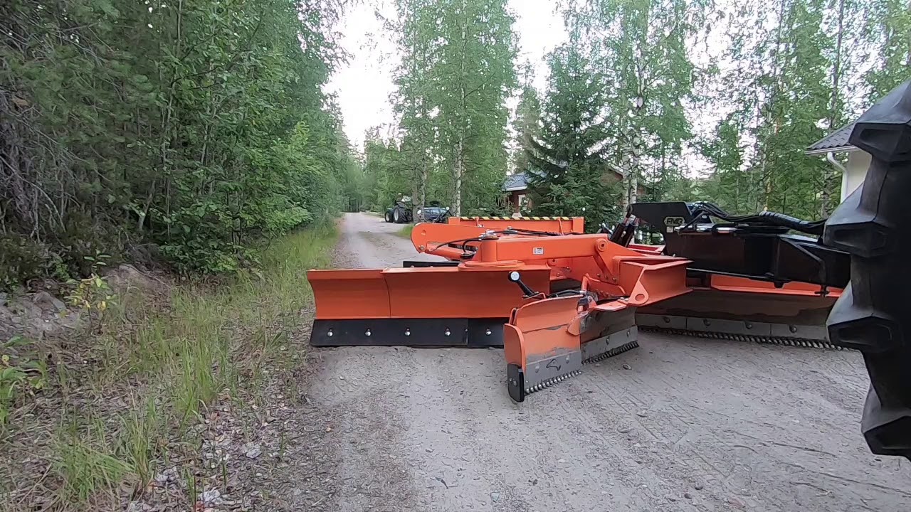 FMG TLN250 penkkaleikkurilla
