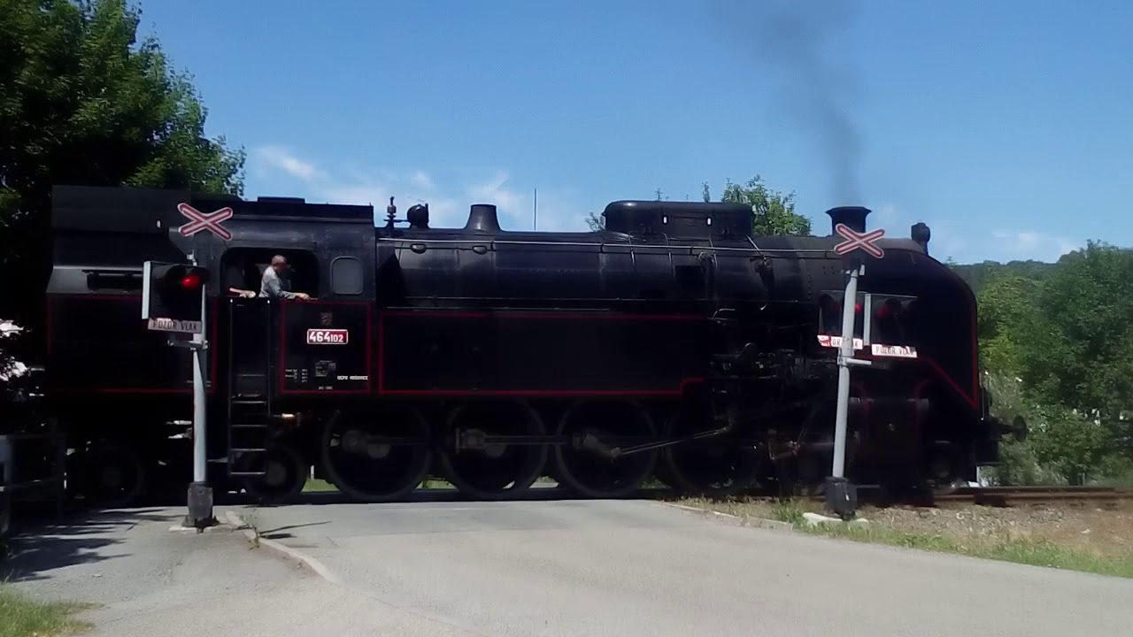 Železniční přejezd (AŽD 71) Sázava [2] + Parní vlak