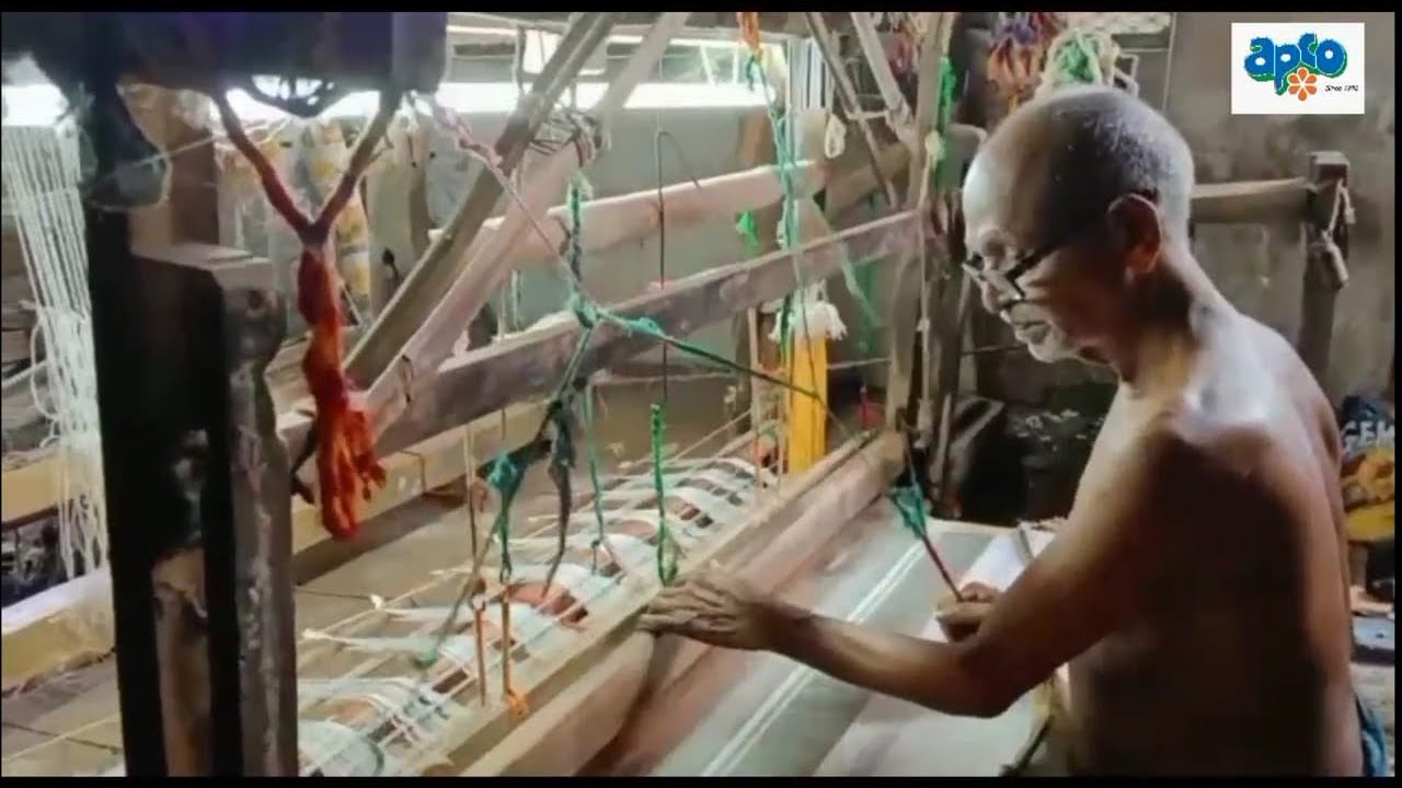 MANGALAGIRI HANDLOOM WEAVING