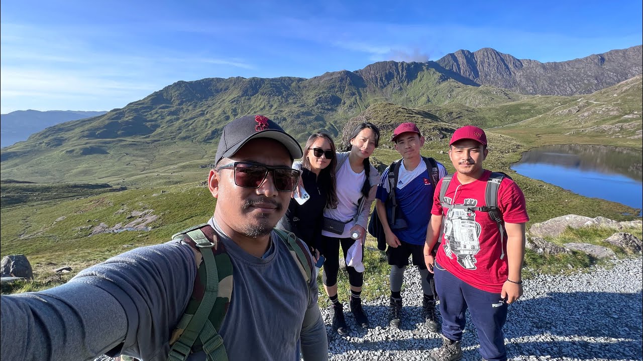 | SNOWDON | HIKING