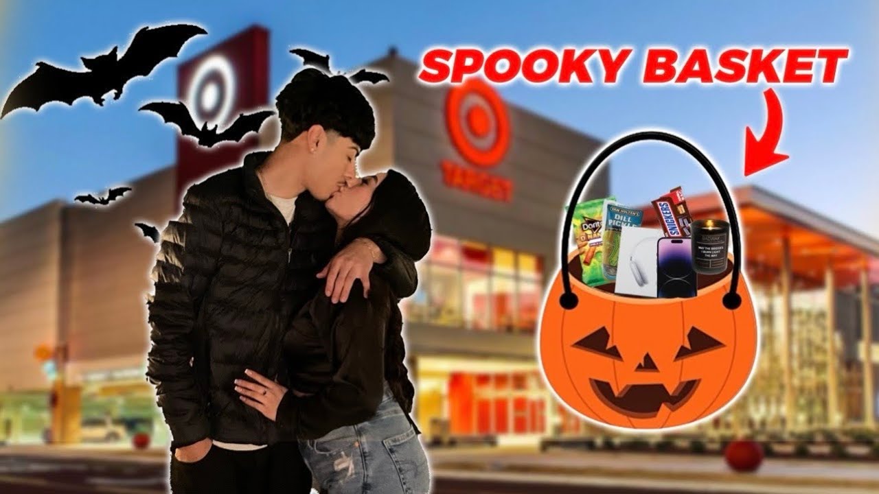 Who Can Make The BEST SPOOKY BASKET!