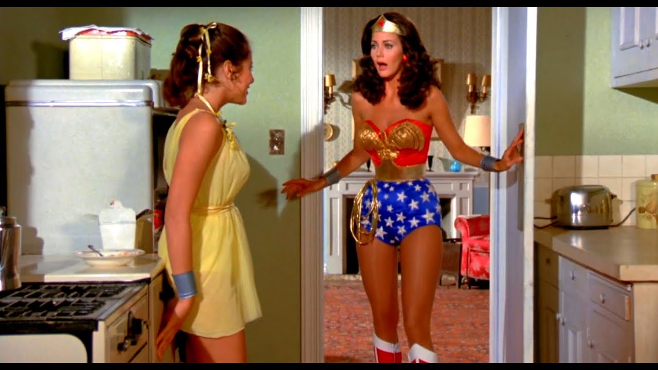 Drusilla (Debra Winger) Surprises Her Sister Wonder Woman in America 1080P BD