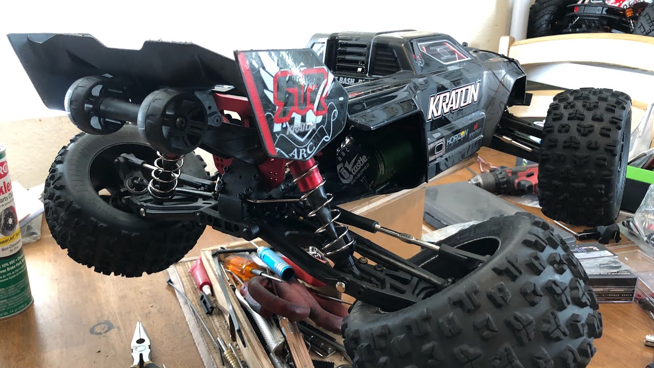 Arrma Kraton ExB repairing rear differential & installing a wheelie bar