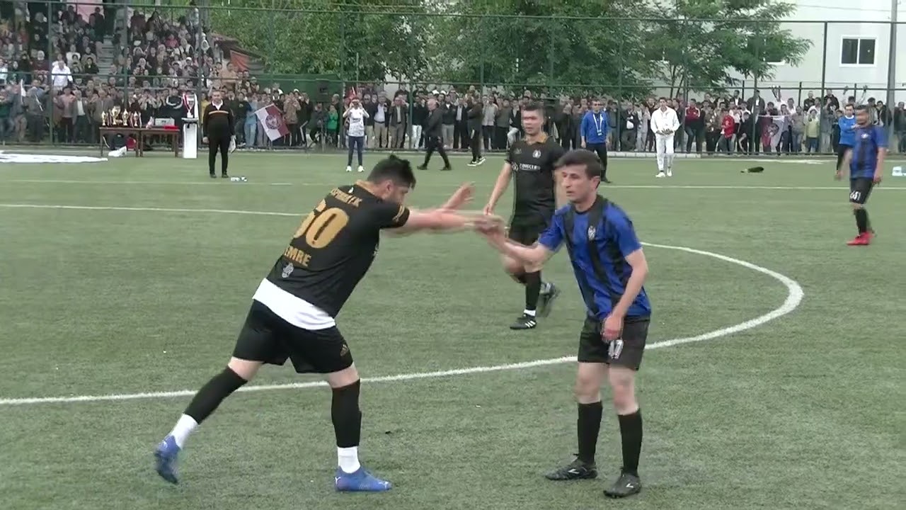 KAŞPINAR SPOR - ELMACIK SPORFİNAL MAÇI ⚽🏃⚽🏃İlk Yarı Sonucu: Kaşpınar 1- Elmacık 0
