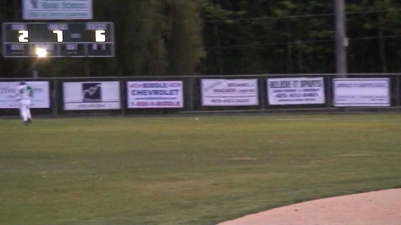 Ethan Yeo's bases clearing triple against Woodinville