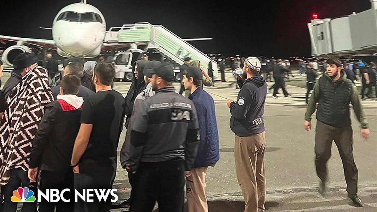 Video shows pro-Palestinian crowds storming airport in Russia's Dagestan