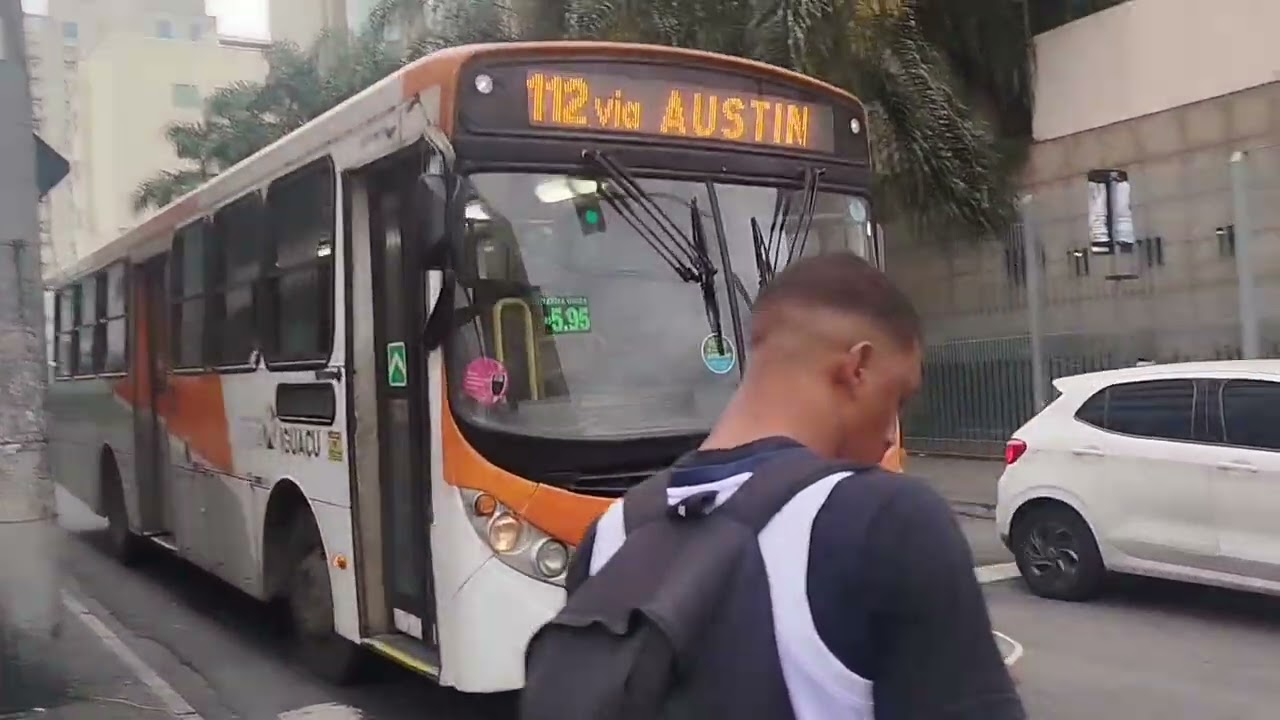 Pequena Movimentação De Ônibus No TopShopping Nova Iguaçu
