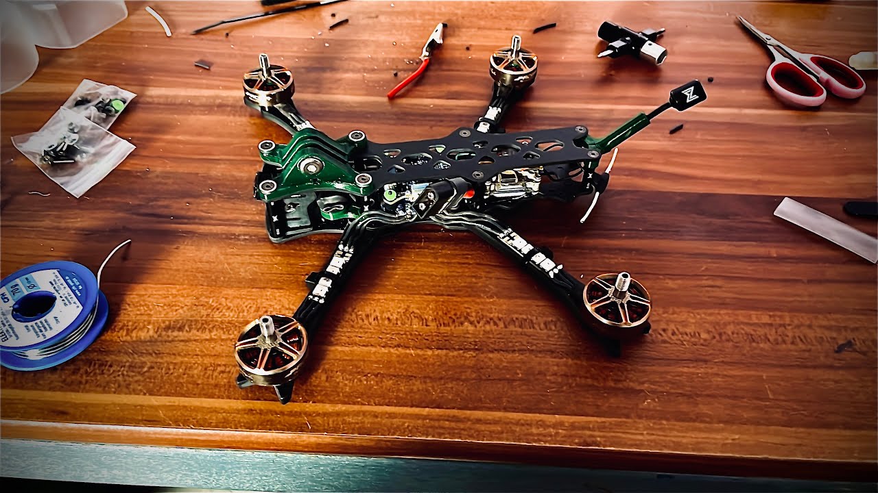 Maiden flight (QUADMULA SIREN F5 Split Freestyle Frame)