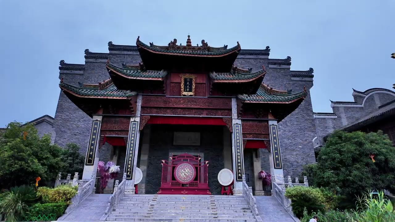 🇨🇳 Explore Real China Street 2025 - Traditional Chinese architecture Area｜4k Walk