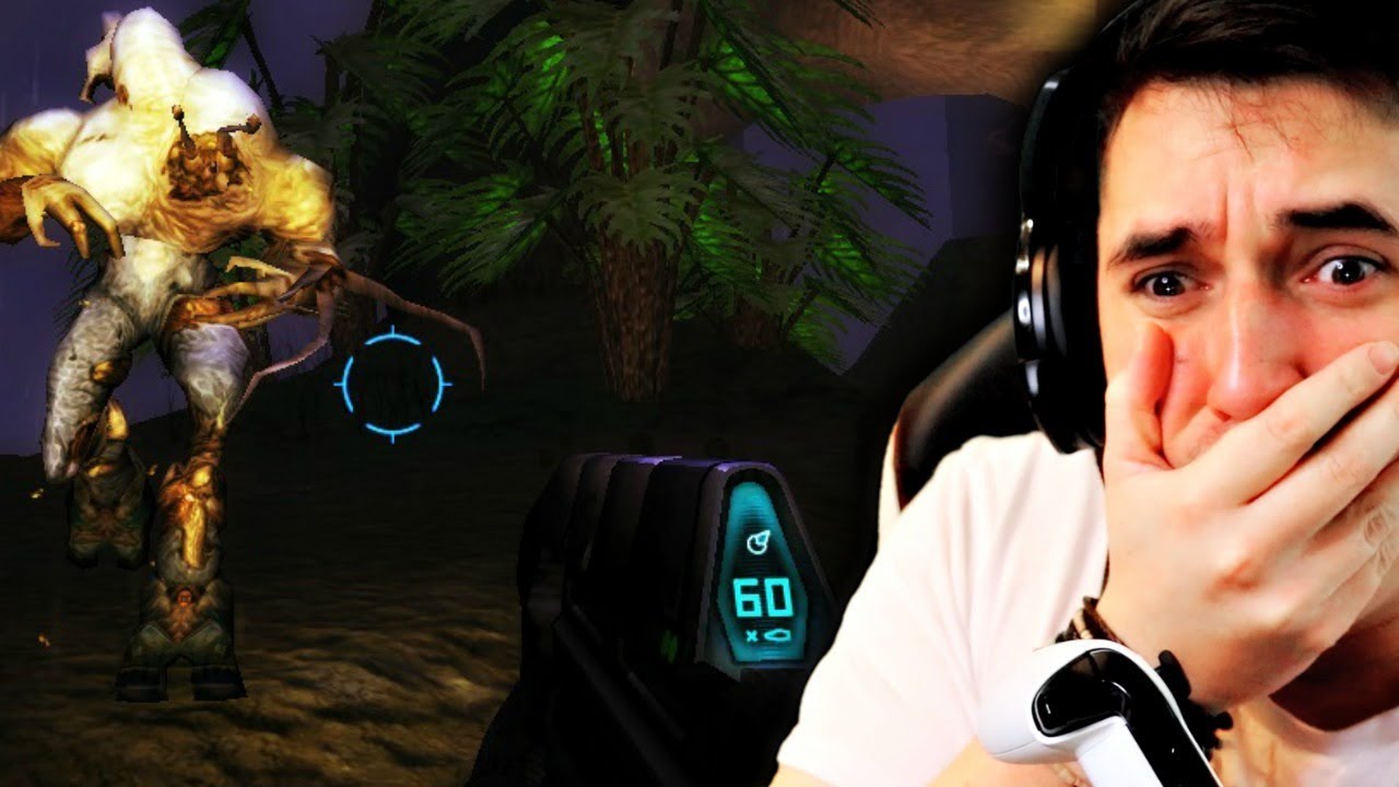 PlayStation Guy fights 'The Flood' for the FIRST time in Halo Combat Evolved