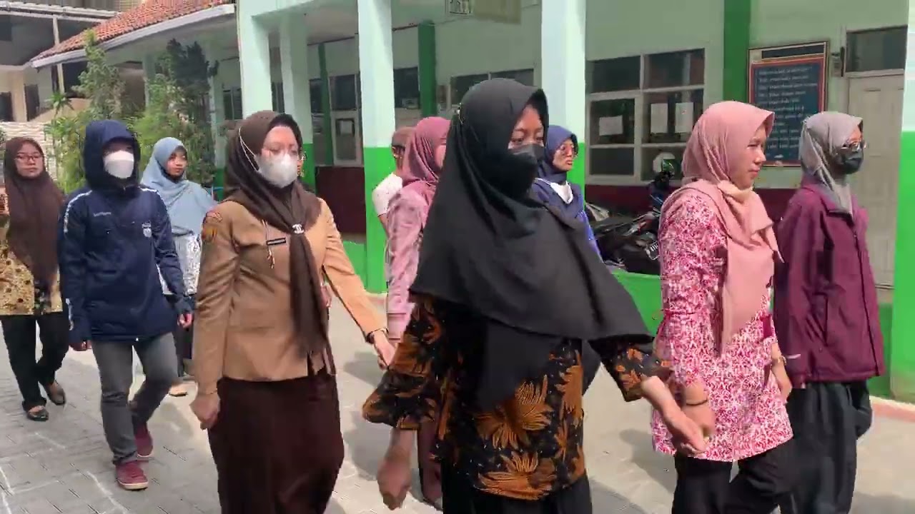 Latihan LKBB Guru SD Ranting Setiamanah. Hari Guru Nasional 2022.