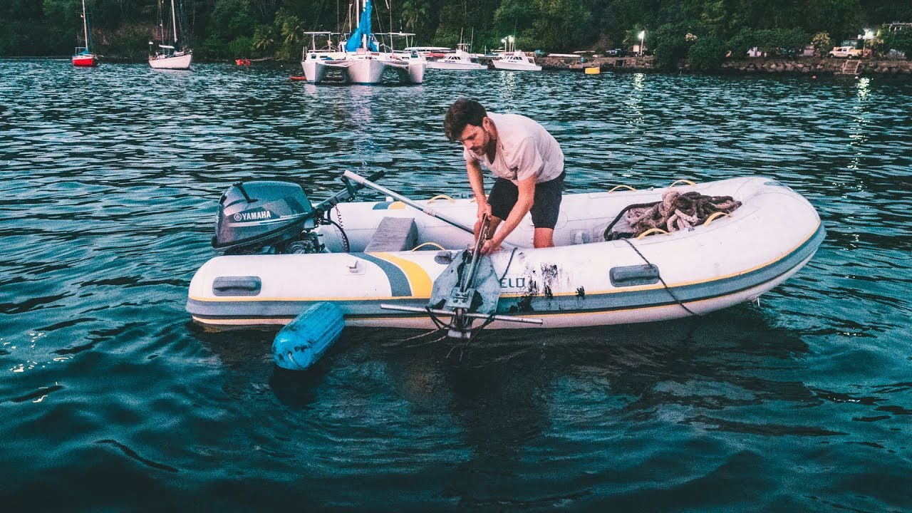 IT&rsquo;S OUR FIRST TIME &ndash; How To Bow and Stern Anchor || Sailing French Polynesia