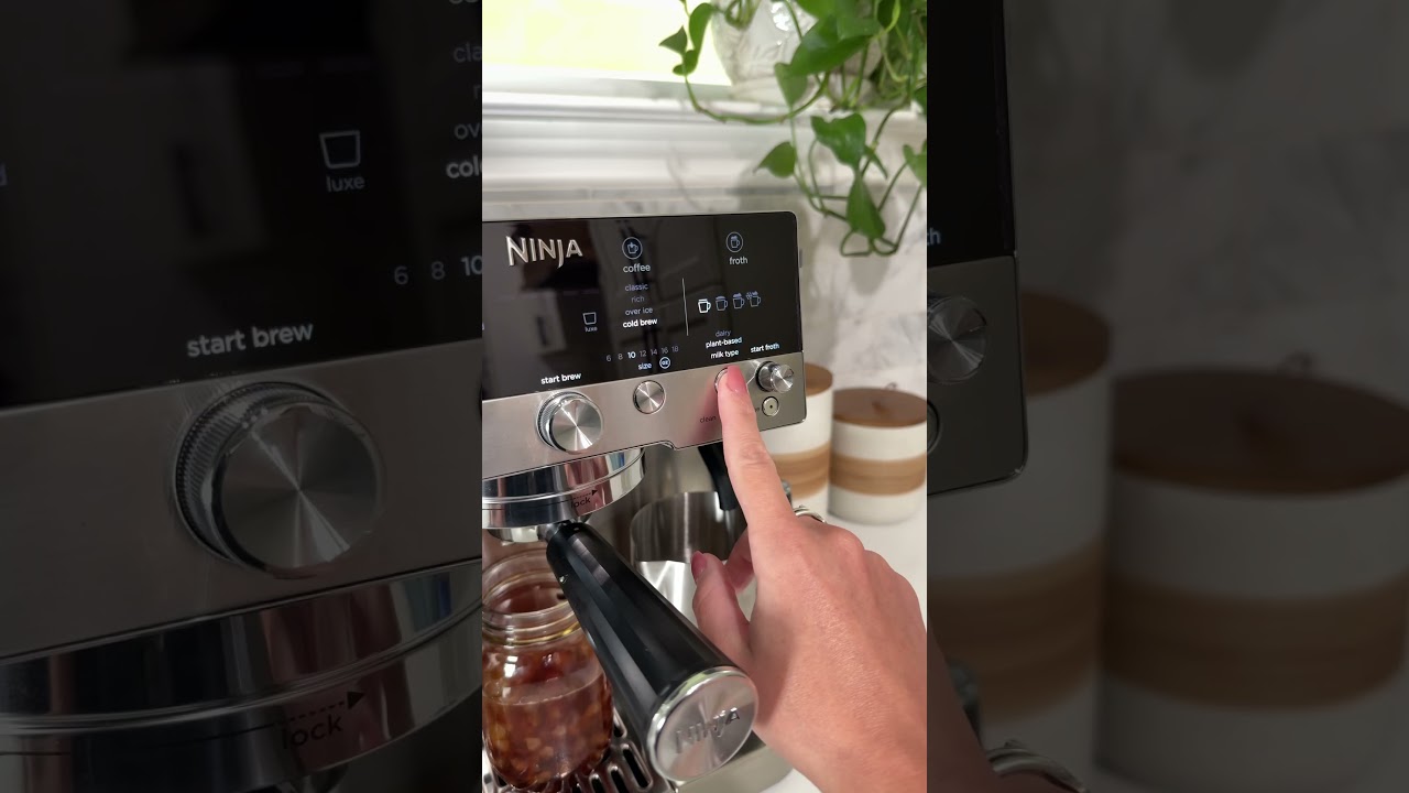 The perfect cold brew with cold foam at home with #NinjaLuxeCafe #NinjaPartner @NinjaKitchenUS