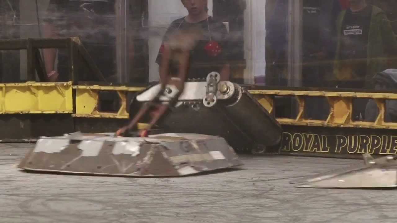 ComBots Cup V - Ep 08 Gruff vs Vlad the Impaler II