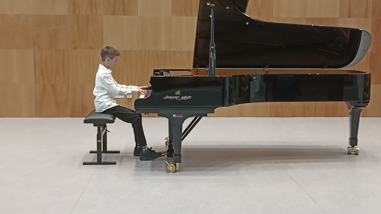 LAV ALEKSEJ MOSTARSKI-L.Schytte:Strife zankerfj op.129 no.7,J.S.Bach:Three part inventions no.15